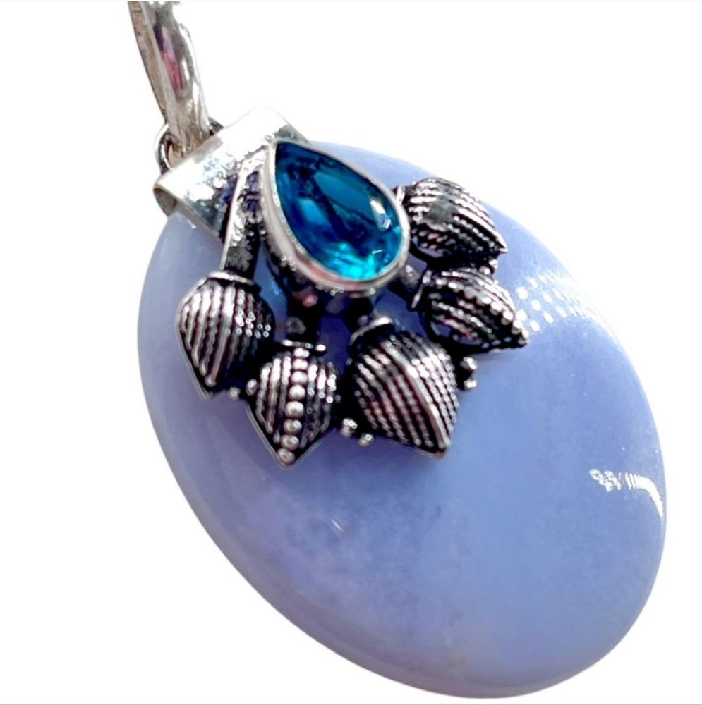 Blue Chalcedony blue topaz Silver Pendant